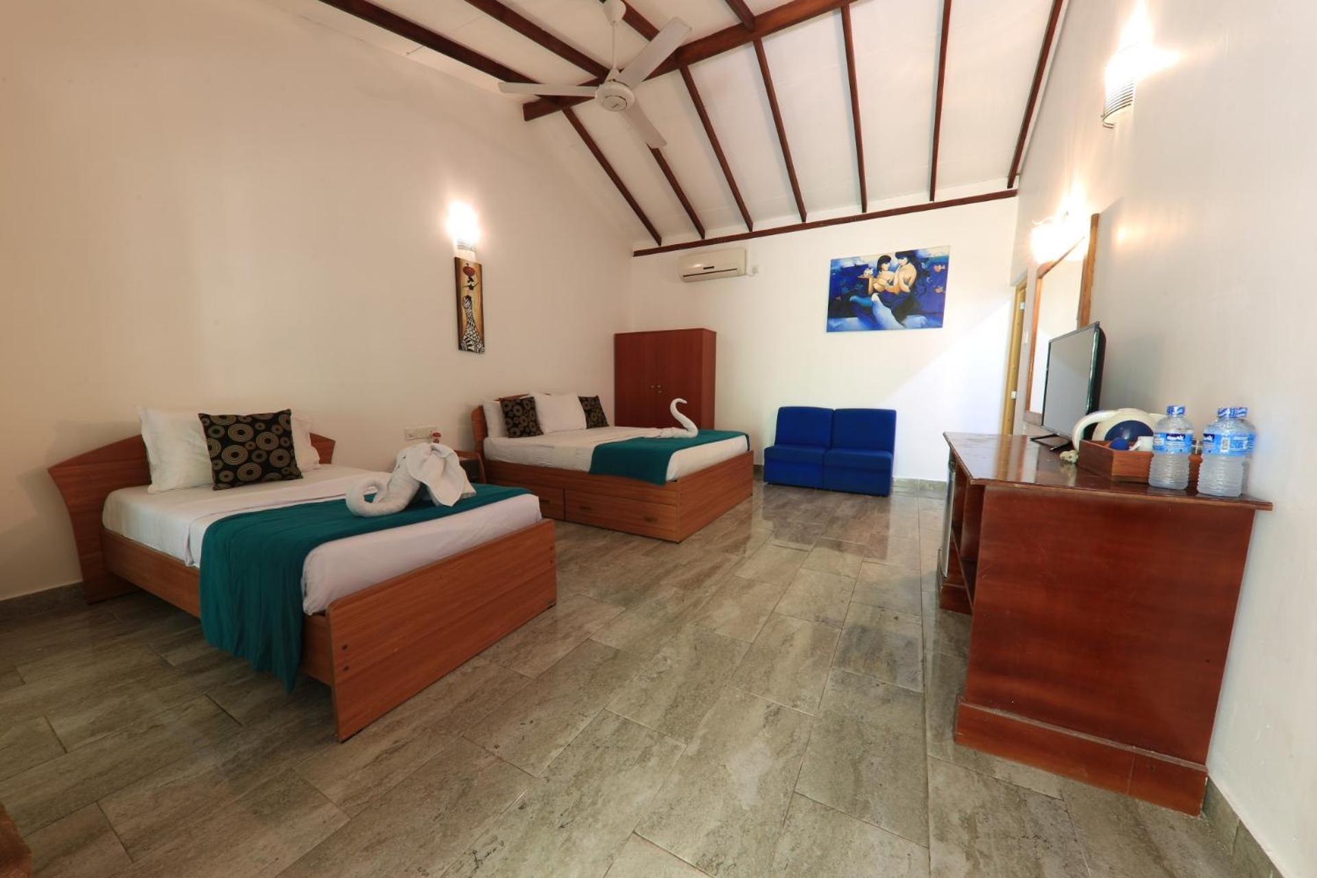 דמבולה Sundaras Resort Ltd מראה חיצוני תמונה