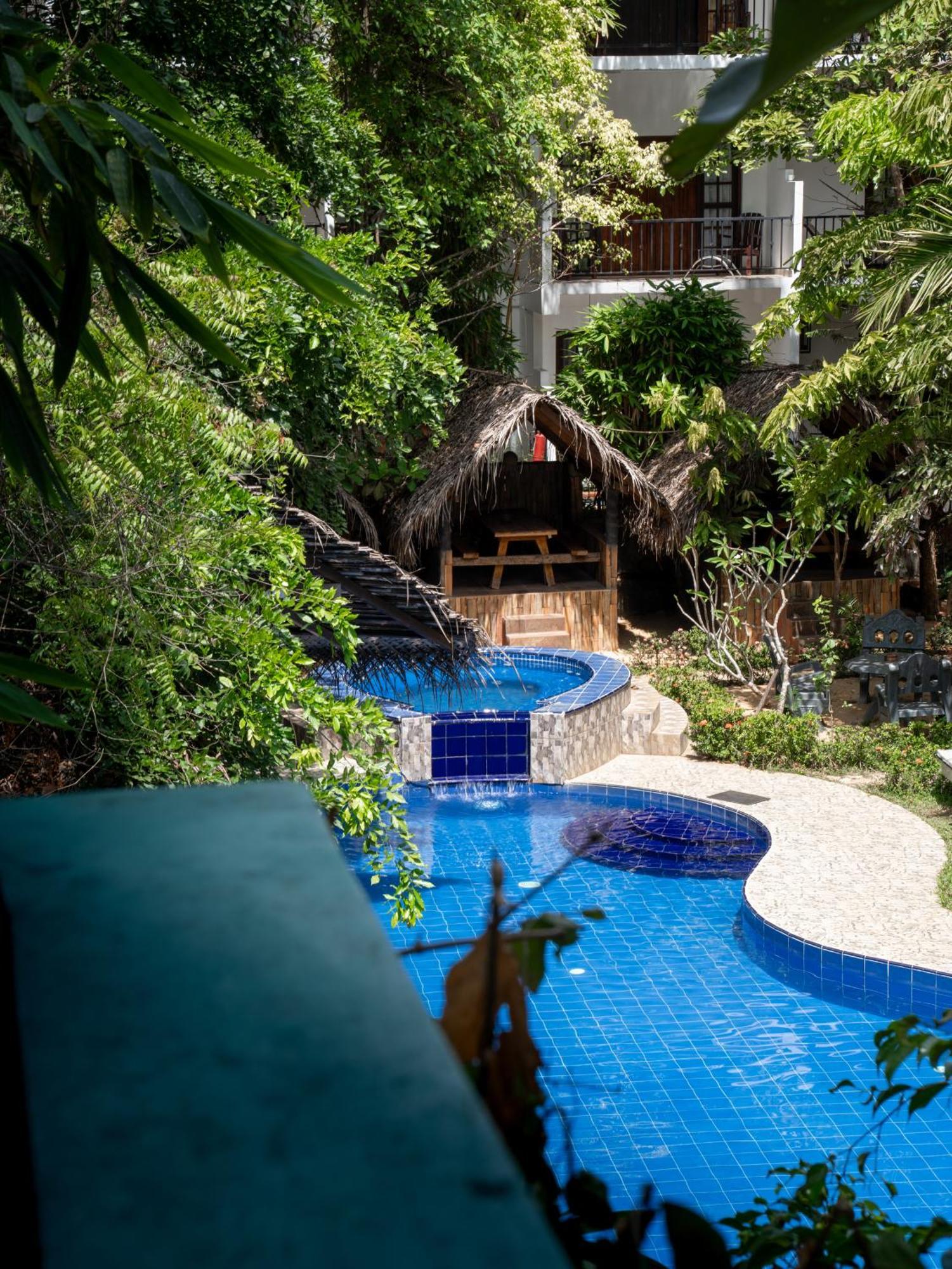 דמבולה Sundaras Resort Ltd מראה חיצוני תמונה